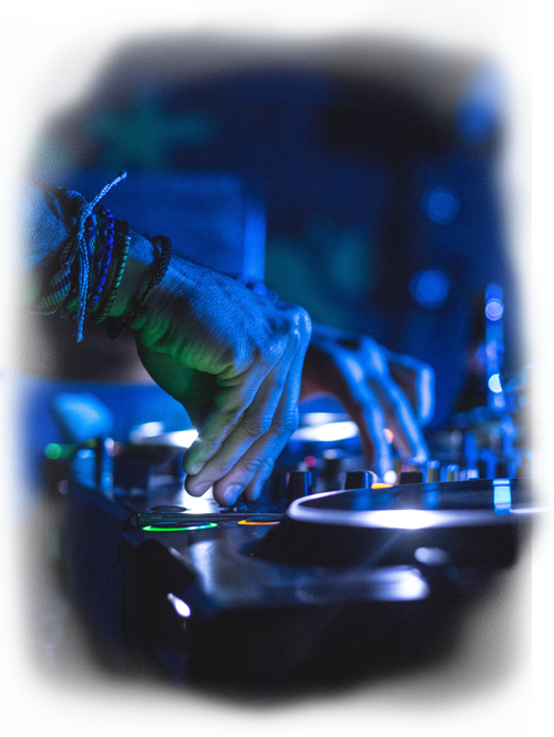 dj_03